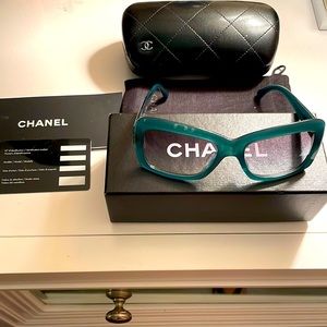 CHANEL Sunglasses 🕶 NWT